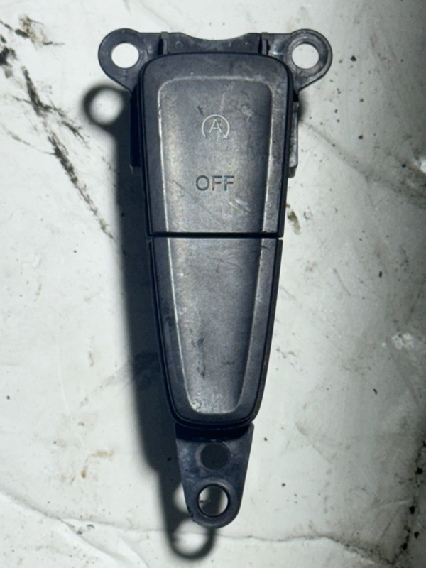 Кнопка стояночного тормоза, 1000 рублей, Пешки