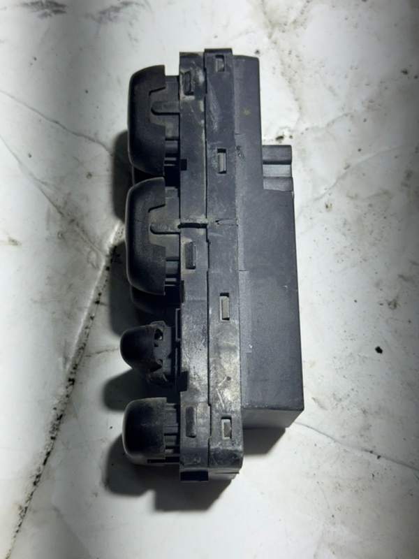 Блок управления стеклоподъемниками, 1500 рублей, Пешки