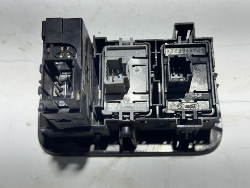 Блок управления корректора фар, 1000 рублей, Пешки