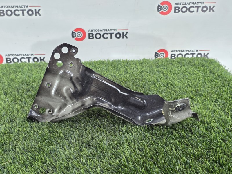 Кронштейн крыла, 3500 рублей, Пешки