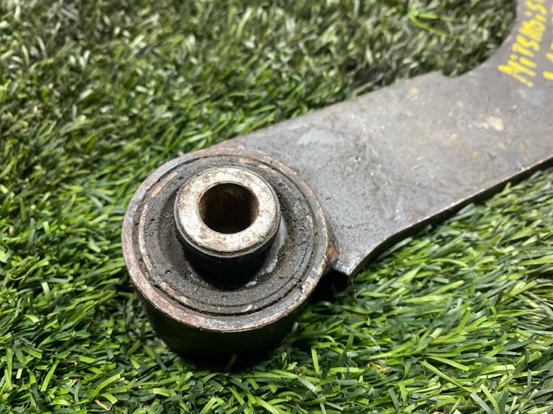 Рычаг верхний, 1500 рублей, Пешки