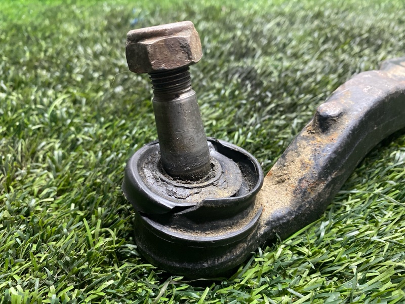 Рычаг нижний, 3000 рублей, Пешки