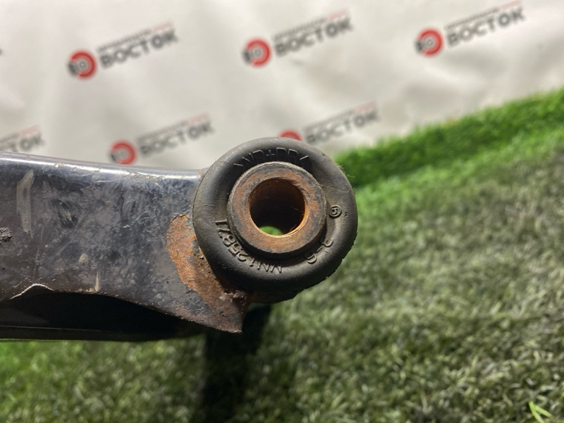 Рычаг нижний, 2500 рублей, Пешки