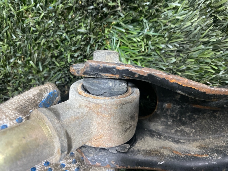 Рычаг верхний, 2500 рублей, Пешки