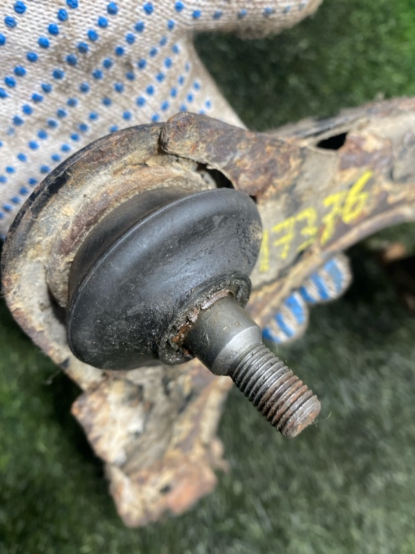 Рычаг верхний, 2500 рублей, Пешки