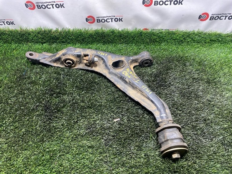 Рычаг нижний, 2000 рублей, Пешки