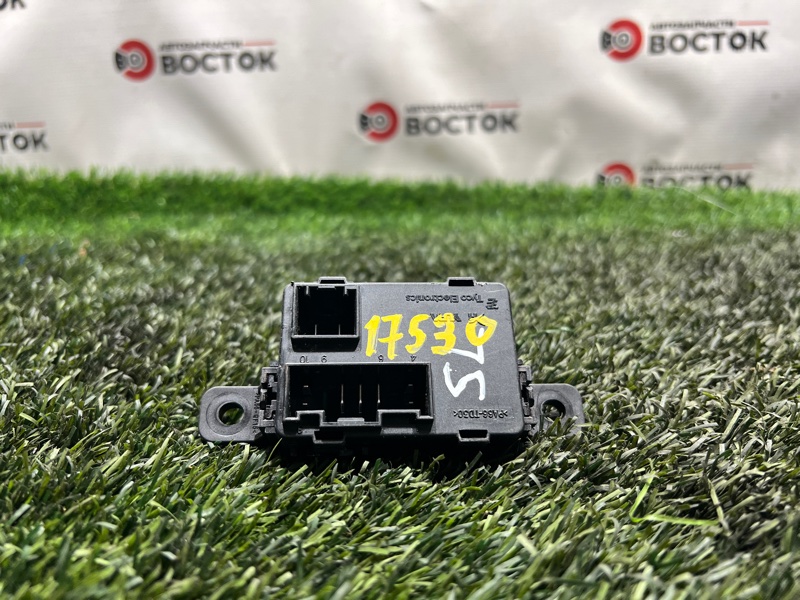 Реле, 1000 рублей, Пешки