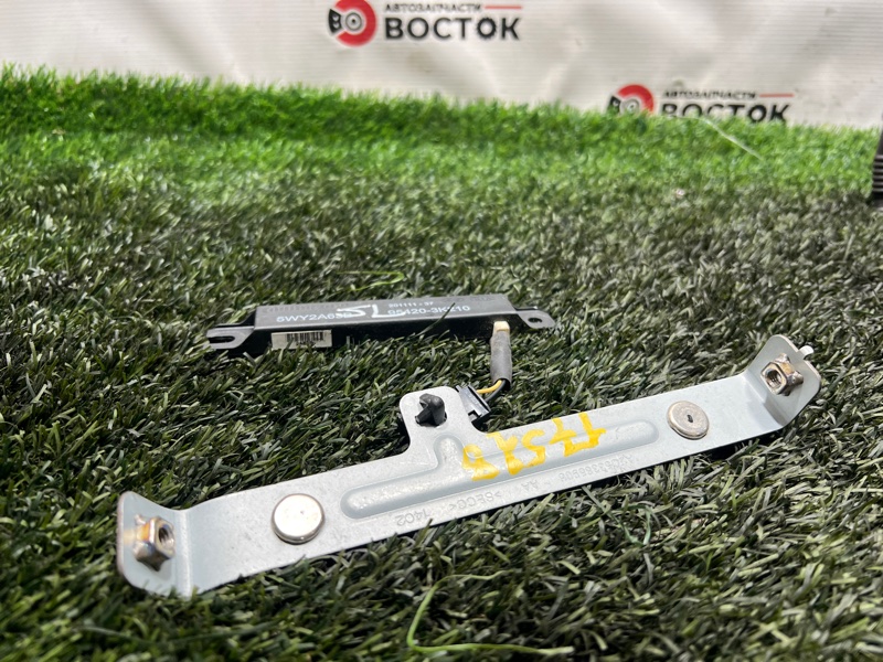 Антенна, 1000 рублей, Пешки