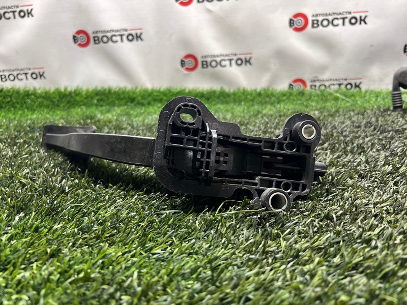 Педаль газа, 1000 рублей, Пешки