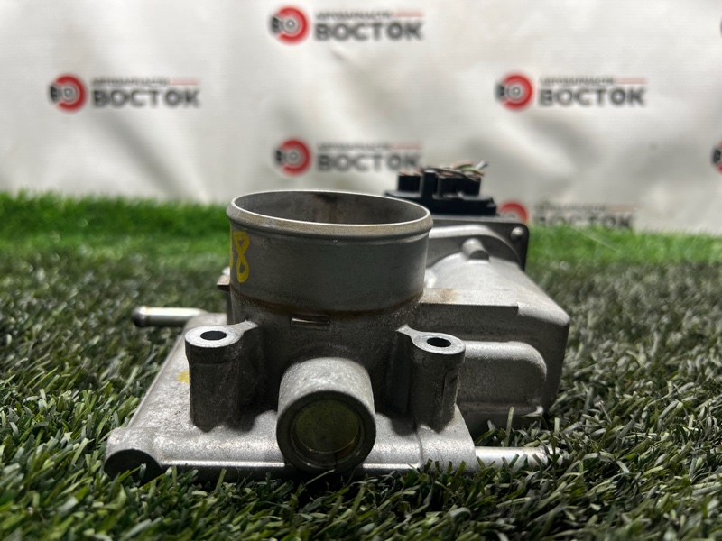 Дроссельная заслонка, 2000 рублей, Пешки