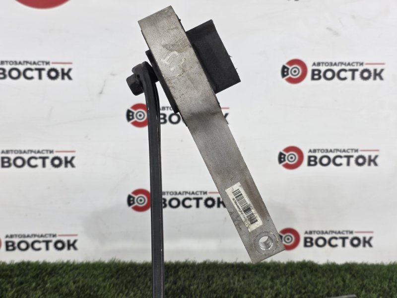 Подушка двигателя, 2000 рублей, Пешки