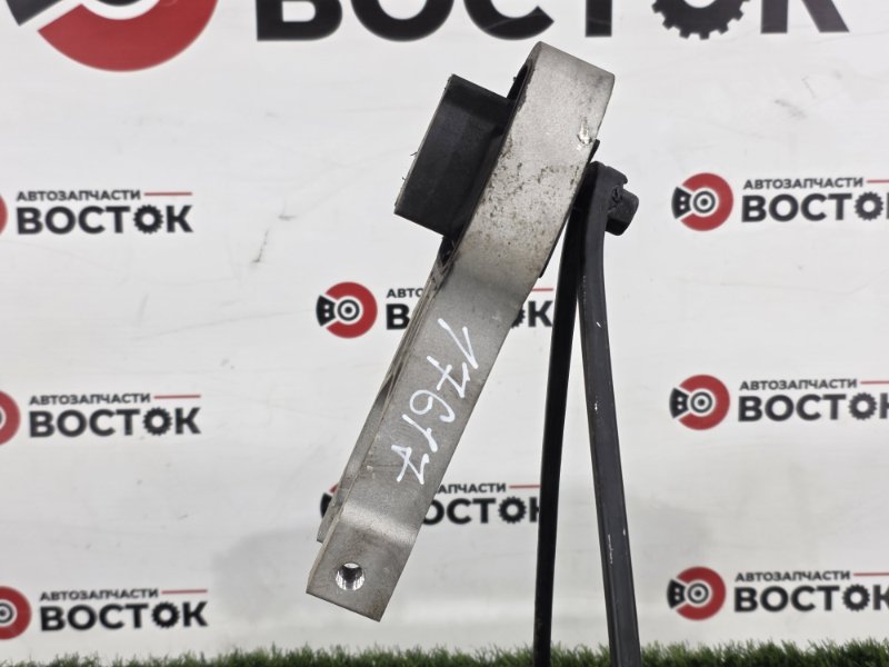 Подушка двигателя, 2000 рублей, Пешки