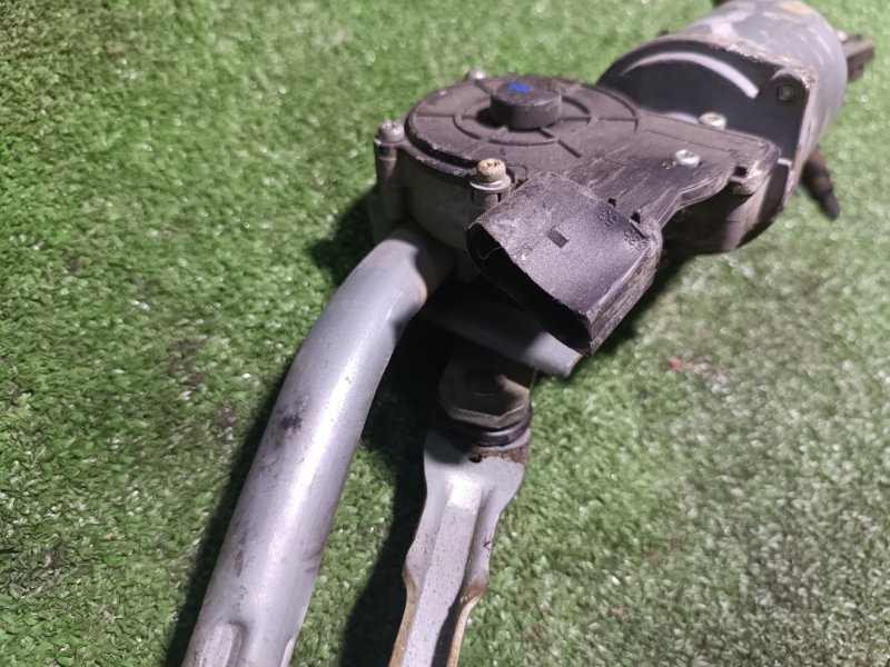 Трапеция дворников, 5000 рублей, Пешки