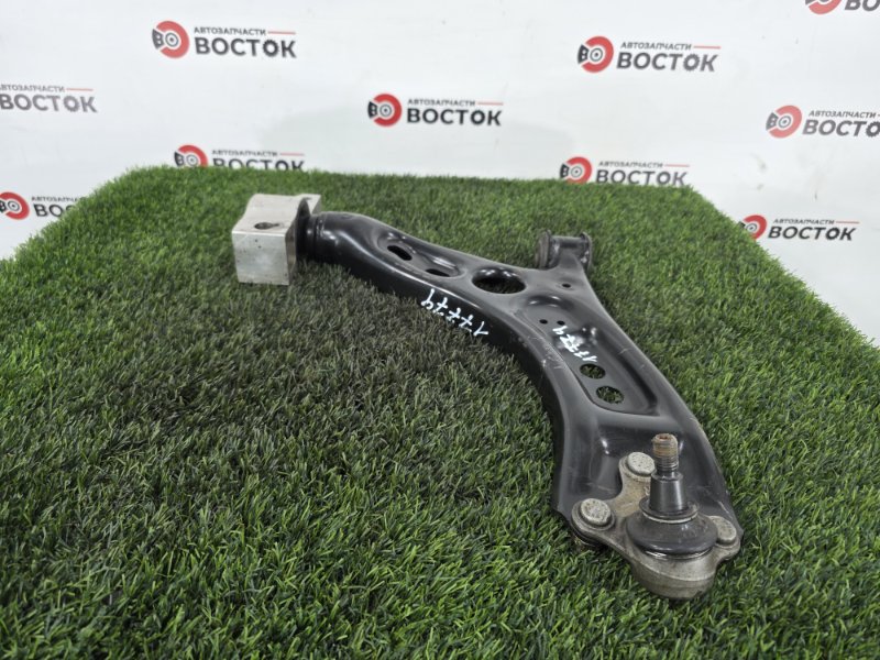 Рычаг нижний, 1500 рублей, Пешки