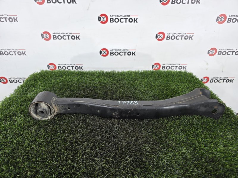 Рычаг нижний, 2000 рублей, Пешки