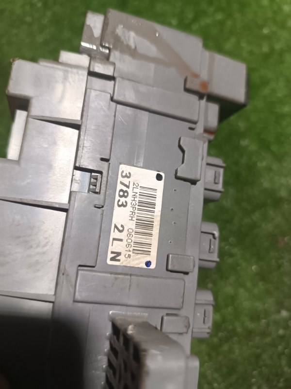 Блок предохранителей, 2000 рублей, Пешки