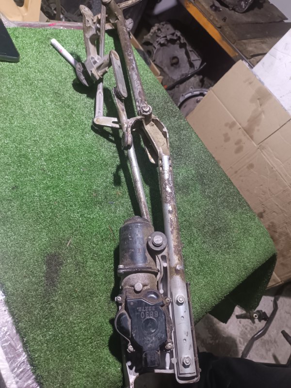 Трапеция дворников, 10000 рублей, Пешки