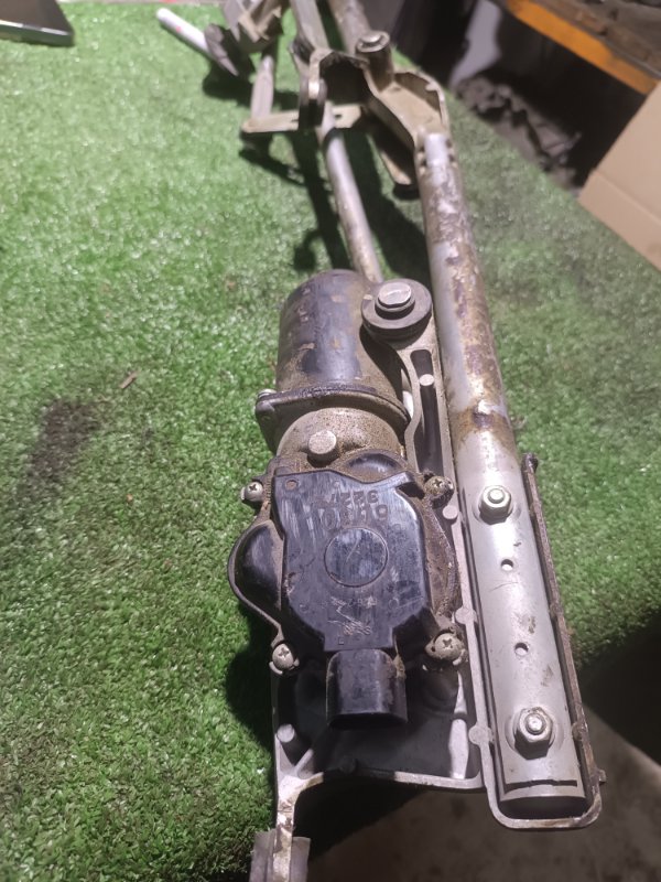 Трапеция дворников, 10000 рублей, Пешки