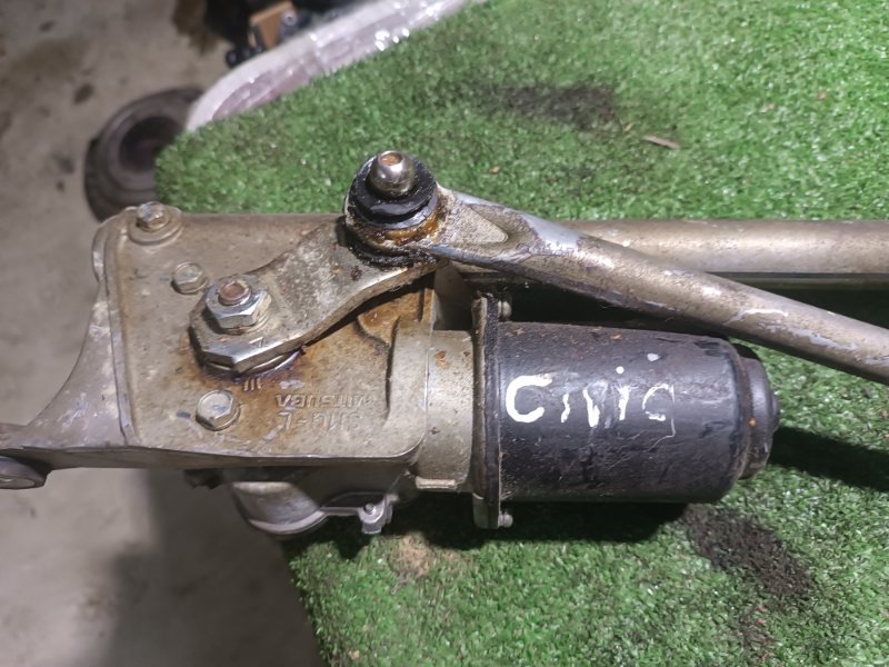 Трапеция дворников, 10000 рублей, Пешки