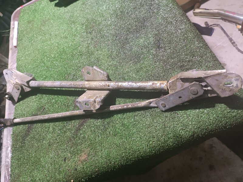 Трапеция дворников, 2500 рублей, Пешки