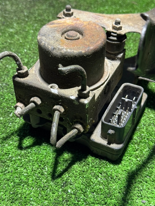 Блок ABS, 3000 рублей, Пешки