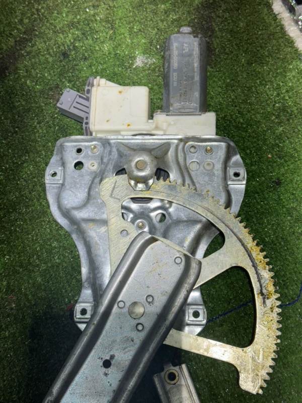 Стеклоподъемный механизм, 10000 рублей, Пешки