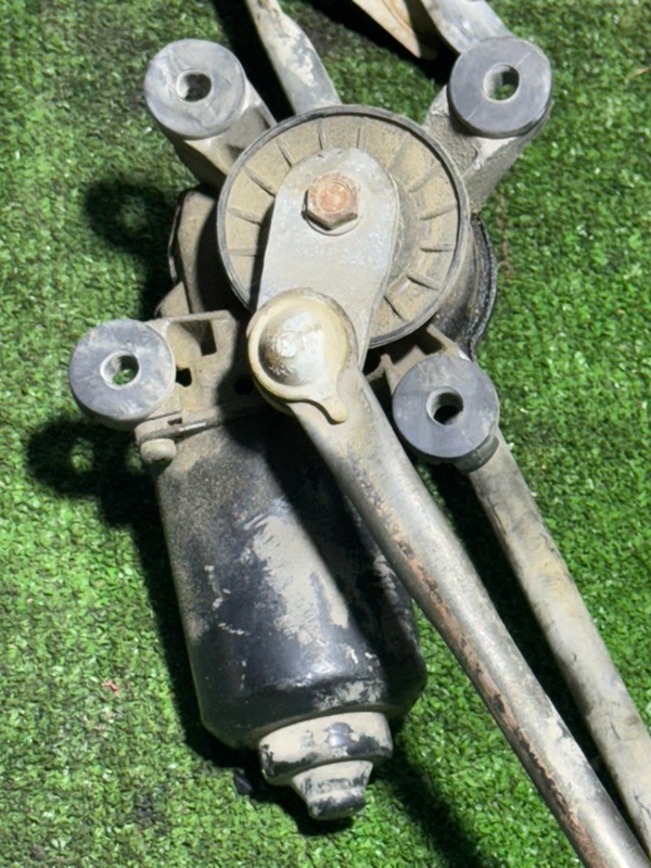 Трапеция дворников, 6000 рублей, Пешки