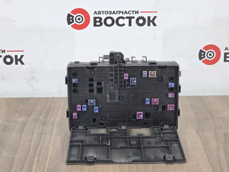 Блок предохранителей под капот, 16000 рублей, Пешки