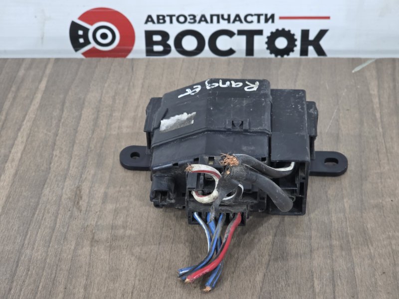 Блок предохранителей под капот, 3000 рублей, Пешки