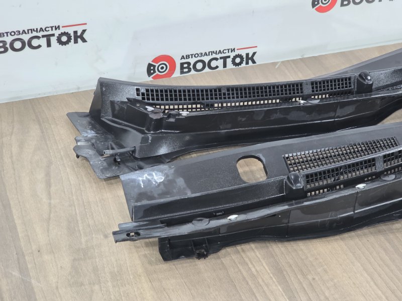 Решетка под лобовое стекло, 3000 рублей, Пешки