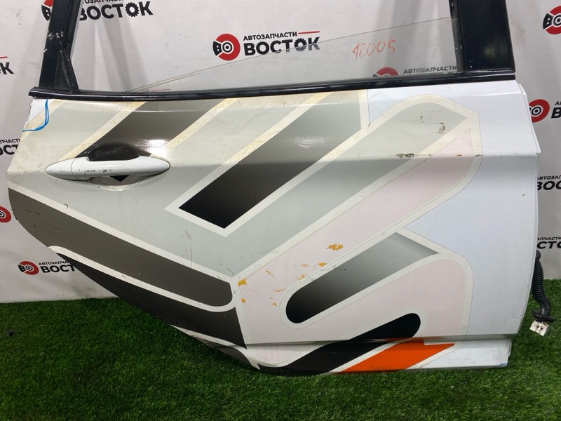 Дверь, 15000 рублей, Пешки