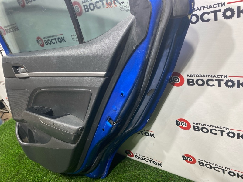 Дверь, 30000 рублей, Пешки