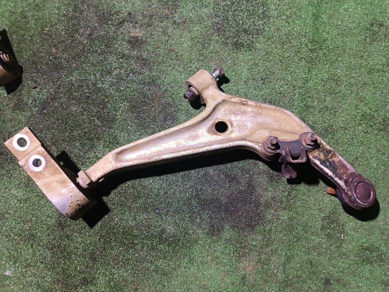 Рычаг нижний, 5000 рублей, Пешки