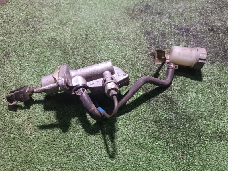 Рабочий тормозной цилиндр, 3000 рублей, Пешки