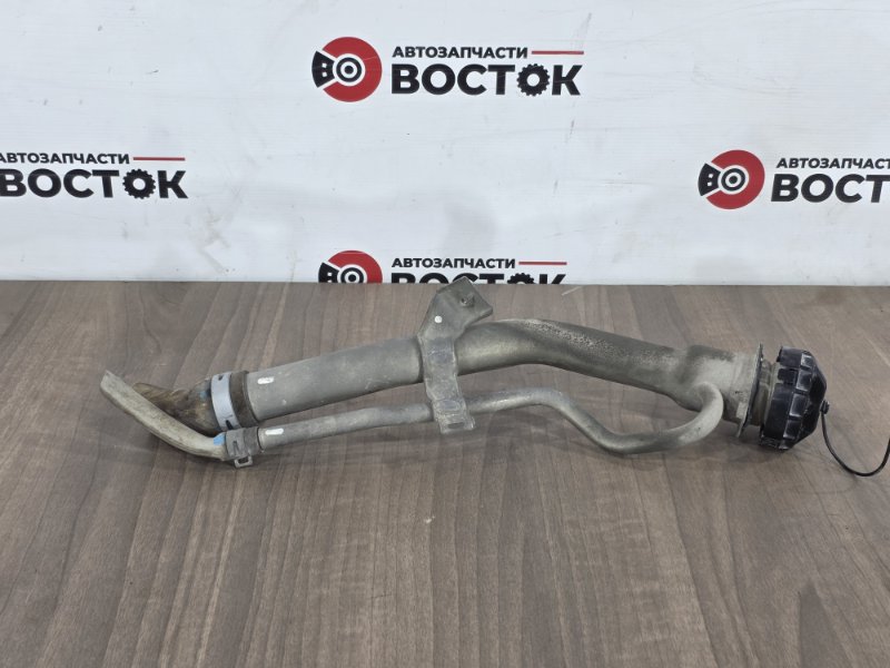 Горловина топливного бака, 4500 рублей, Пешки