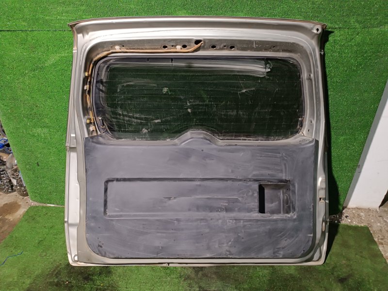 Дверь багажника, 10000 рублей, Пешки