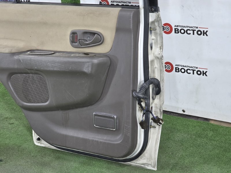 Дверь, 12000 рублей, Пешки