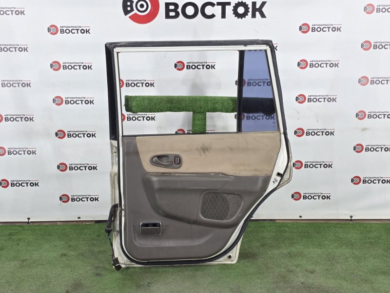 Дверь, 12000 рублей, Пешки