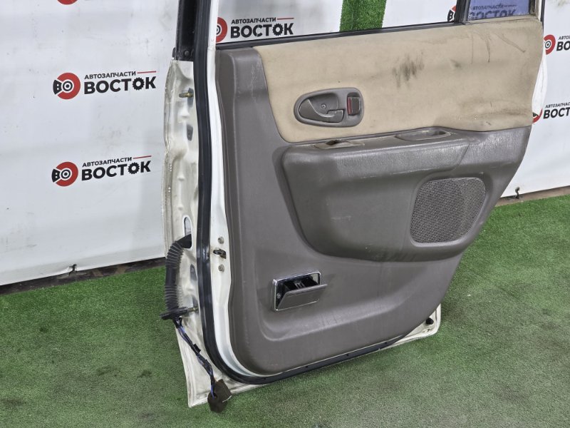 Дверь, 12000 рублей, Пешки