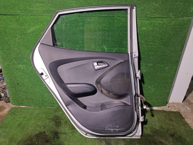 Дверь, 22000 рублей, Пешки