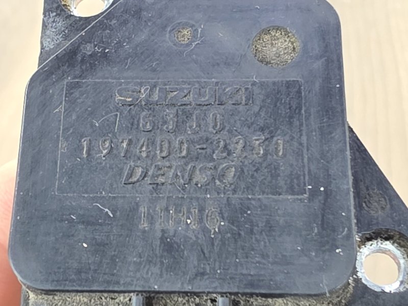 Датчик массового расхода воздуха, 2000 рублей, Пешки