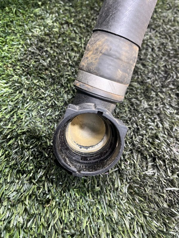 Патрубок радиатора, 1500 рублей, Пешки