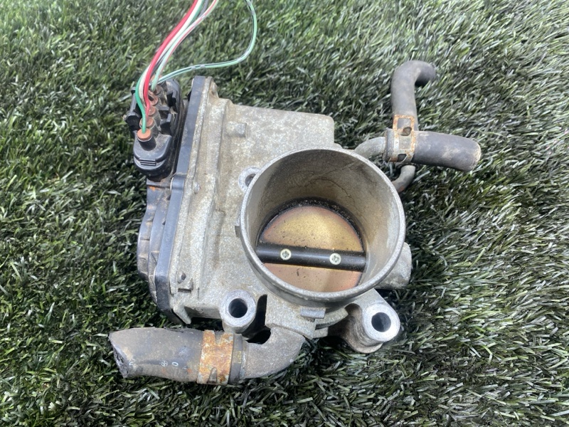 Дроссельная заслонка, 2000 рублей, Пешки