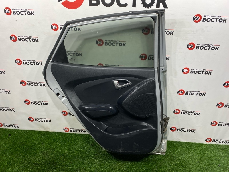 Дверь, 20000 рублей, Пешки