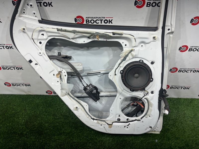 Дверь, 20000 рублей, Пешки