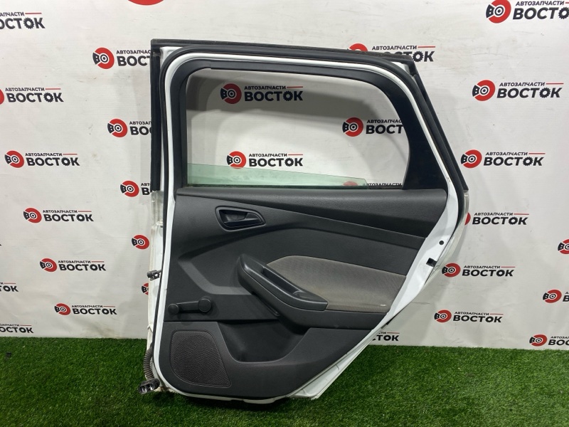 Дверь, 15000 рублей, Пешки