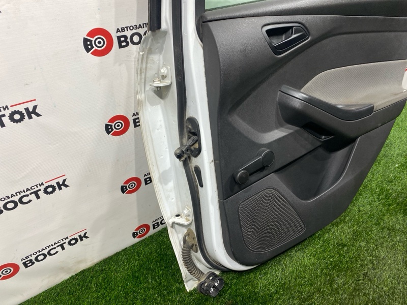 Дверь, 15000 рублей, Пешки