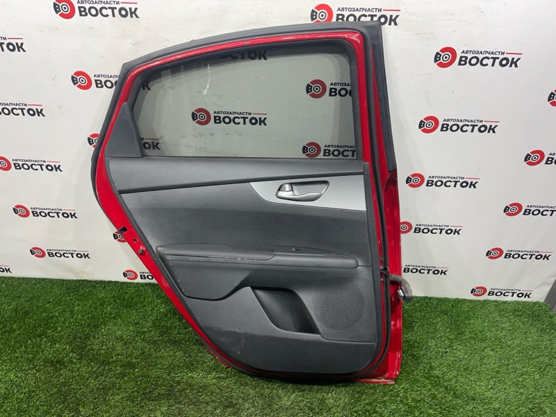 Дверь, 35000 рублей, Пешки