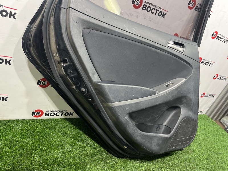 Дверь, 20000 рублей, Пешки