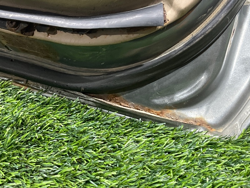 Дверь, 10000 рублей, Пешки